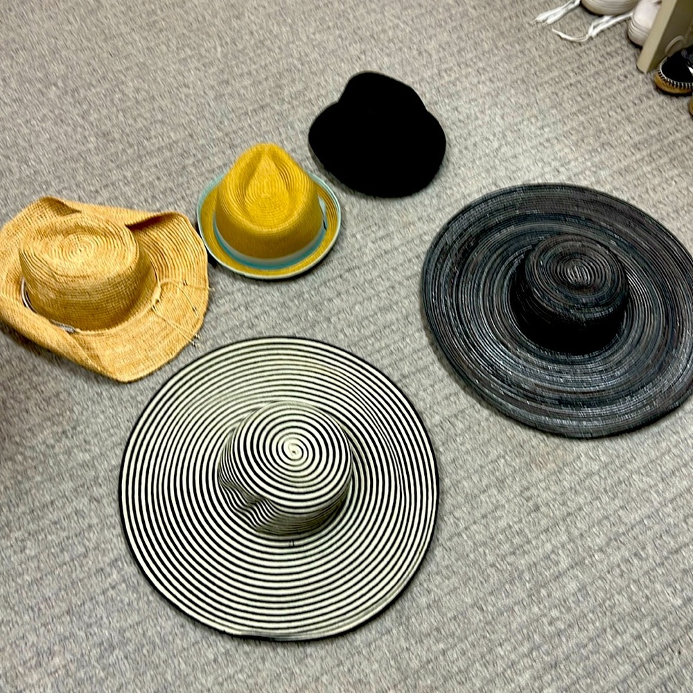 5 beautiful beach hats sold as bundle only